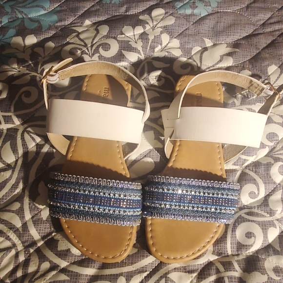 dillards clarks sandals